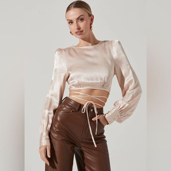 ASTR The Label Lilith Satin Wrap Crop Top size Medium - Picture 1 of 8